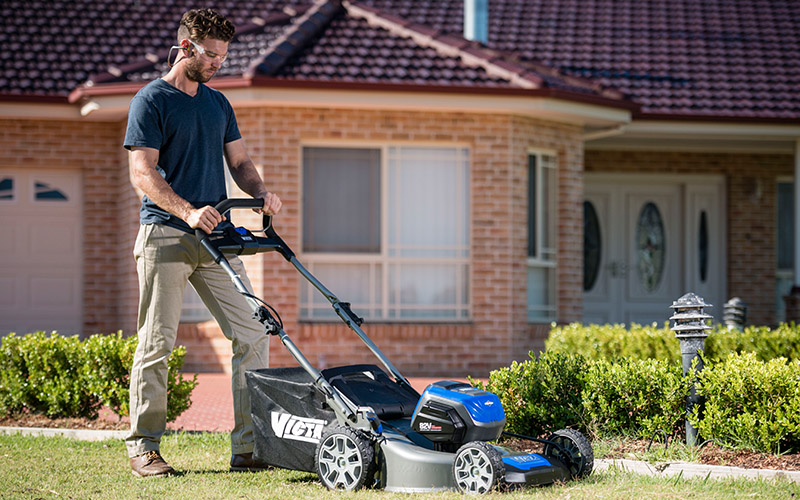 Victa Lithium Ion Push Lawn Mower